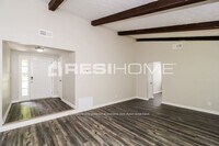 49 Burnham Dr photo'