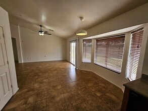 2193 E Brooks St in Gilbert, AZ - Building Photo - Building Photo