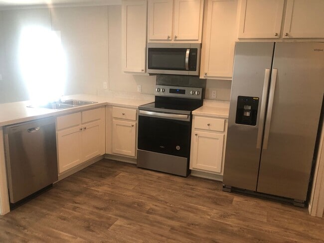 431 Juniper Ave in Defuniak Springs, FL - Building Photo - Building Photo