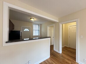 4426 N Wolcott Ave, Unit J02W in Chicago, IL - Building Photo - Building Photo