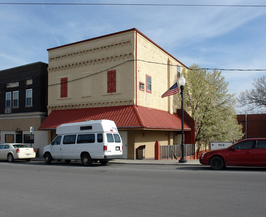 349 Mercer St in Princeton, WV - Building Photo