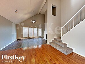 852 Shore Dr in Lithonia, GA - Building Photo - Building Photo