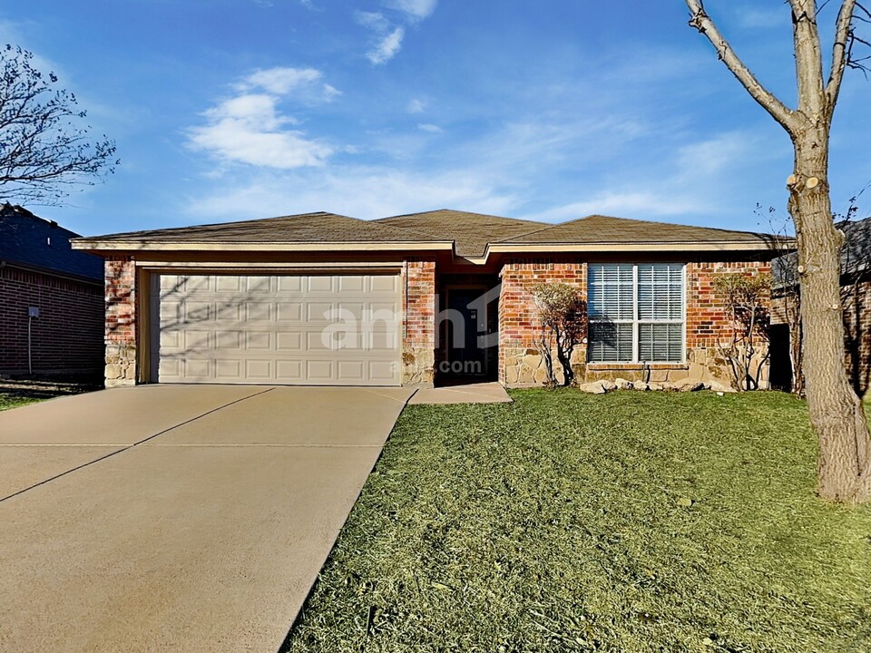 4148 Summersweet Ln in Crowley, TX - Building Photo