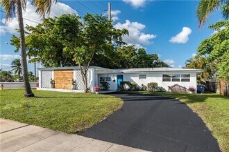 833 NW 30th St in Wilton Manors, FL - Building Photo - Building Photo