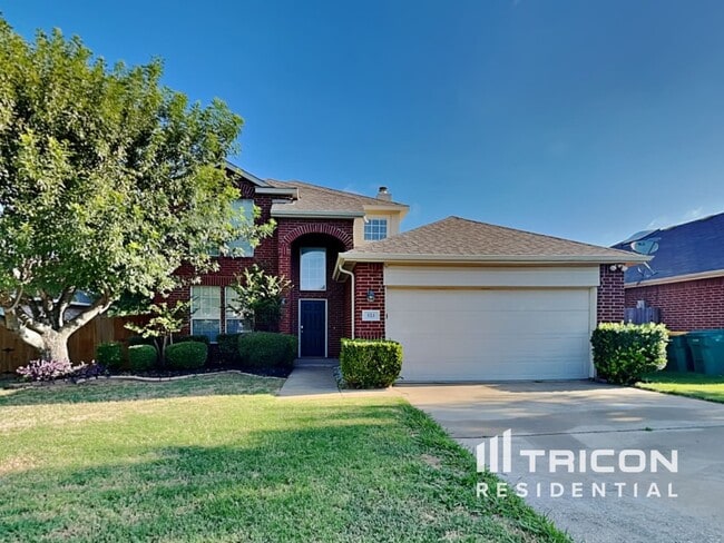 property at 523 Pinnacle Dr