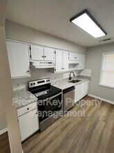 5766 Spanish Oak Dr in Columbus, GA - Building Photo - Building Photo