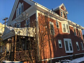 194 Falmouth St, Unit #1 in Portland, ME - Building Photo