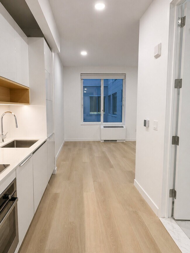 25 Water St, Unit Apt 1450 in New York, NY - Building Photo - Building Photo