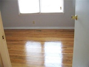 320 Bandera Dr in Fayetteville, NC - Building Photo - Building Photo