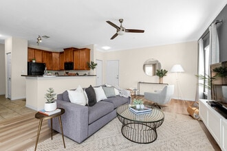 TGM University Park in Sarasota, FL - Building Photo - Building Photo