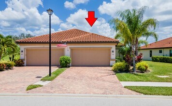 1414 Oceania Dr S in Naples, FL - Foto de edificio - Building Photo