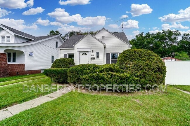 919 Brookley Blvd in Toledo, OH - Building Photo - Building Photo