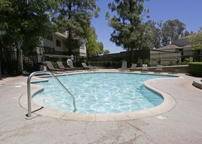 Vintage View Apartments in Temecula, CA - Building Photo