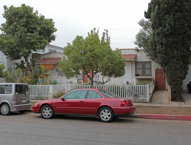 1806 9th St in Santa Monica, CA - Foto de edificio - Building Photo