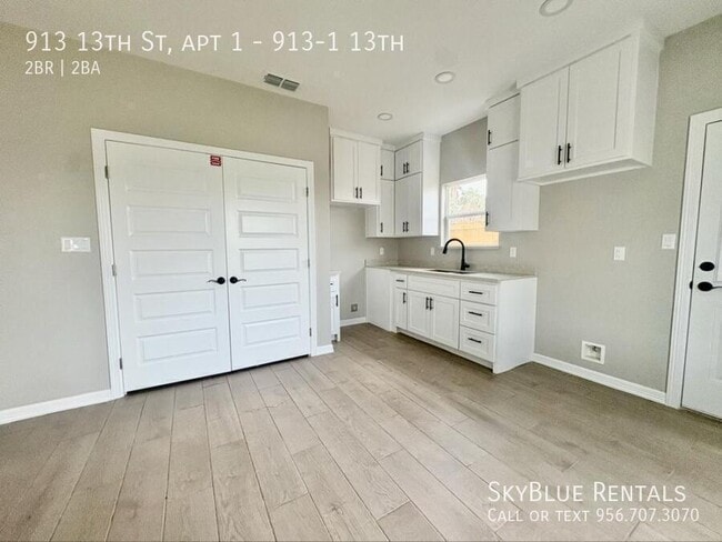 913 S 13th St in Alamo, TX - Building Photo - Building Photo