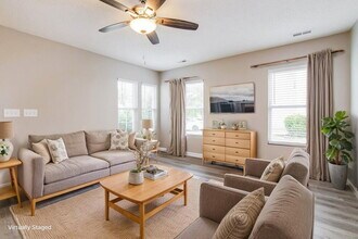2613 Quarry Ridge Ln in Raleigh, NC - Building Photo - Building Photo