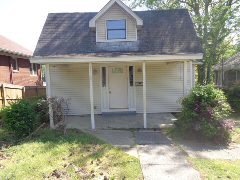3805 W Capitol Ave in Little Rock, AR - Building Photo