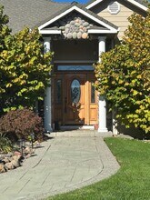 599 Arrowhead Trail in Eagle Point, OR - Building Photo - Building Photo