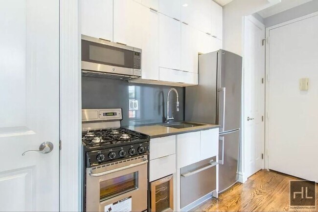 East 13th Street in New York, NY - Building Photo - Building Photo