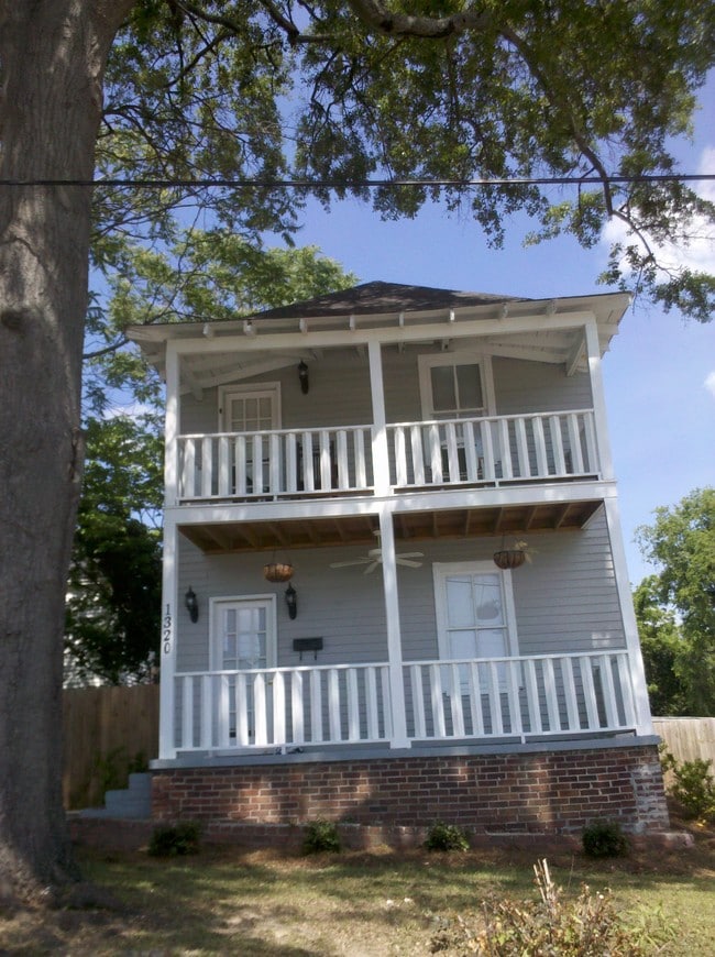 property at 1320 Barnwell St