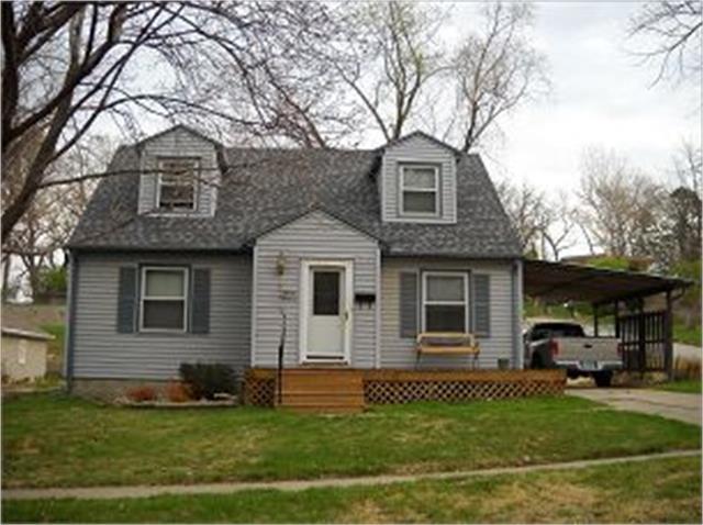 1516 Linden Way in Sioux City, IA - Building Photo