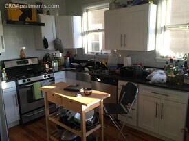 38 Cherry St, Unit 1A in Somerville, MA - Building Photo