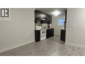 1040 Walls Ave in Coquitlam, BC - Building Photo - Building Photo