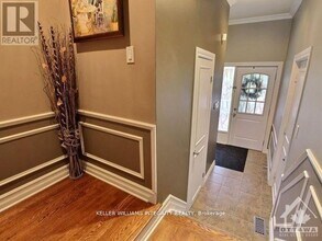 4 Rueter St in Ottawa, ON - Building Photo - Building Photo