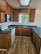 130 Walnut Dr in Lakeport, CA - Building Photo - Building Photo