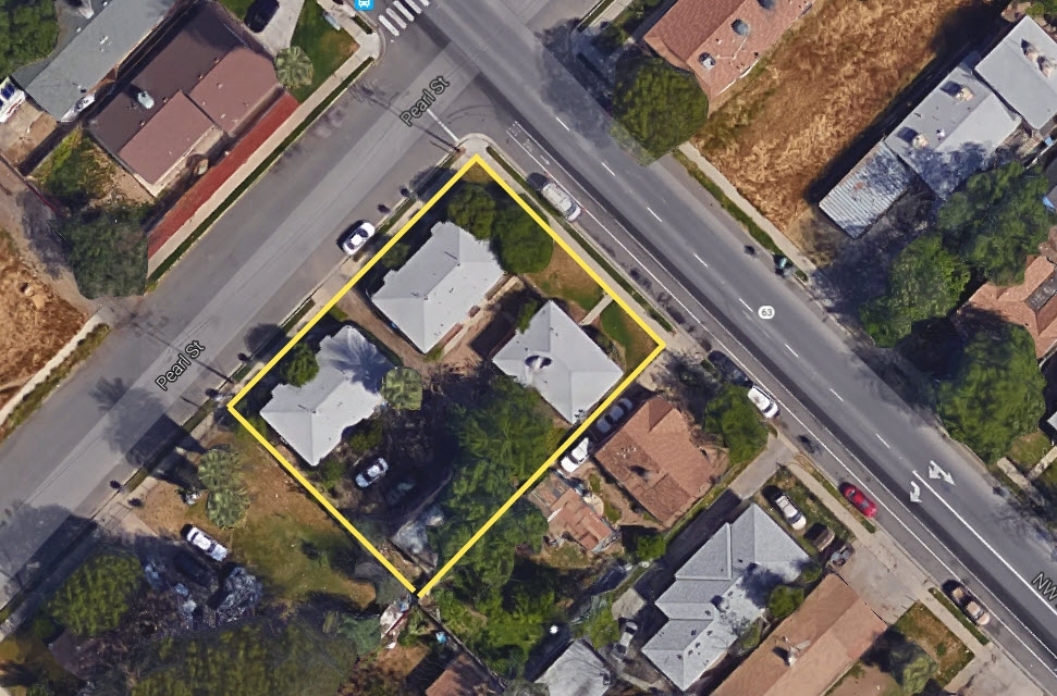 5 Unit Visalia Apartment in Visalia, CA - Foto de edificio