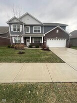 7352 Doyal Dr in Whitestown, IN - Building Photo