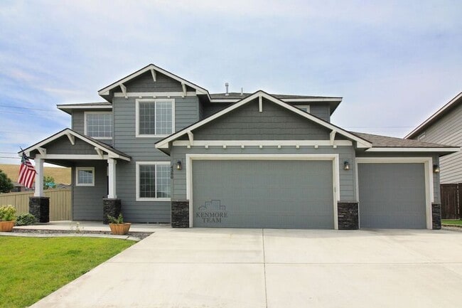 property at 4380 S Anderson Pl