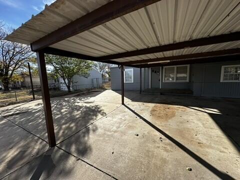 property at 3105 Grinnell St