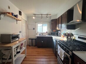 39 Cummings Ave in Quincy, MA - Building Photo - Building Photo