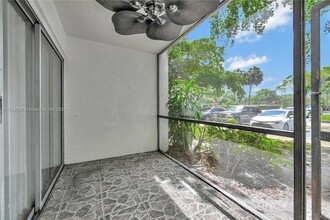 711 N Pine Island Rd in Plantation, FL - Building Photo - Building Photo