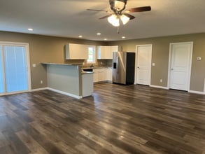 118 W Cedar Ln in New Sharon, IA - Building Photo - Building Photo