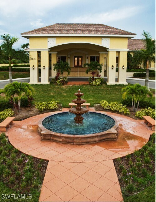 9030 Las Maderas Dr in Bonita Springs, FL - Building Photo - Building Photo
