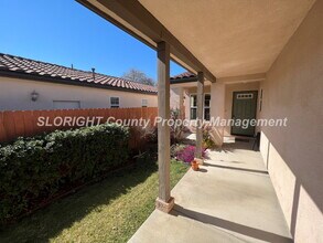 30 Gray Pine Avenue in Templeton, CA - Building Photo - Building Photo