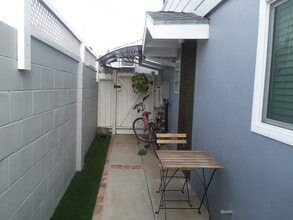 737 W 19th St, Unit 3 in San Pedro, CA - Foto de edificio - Building Photo