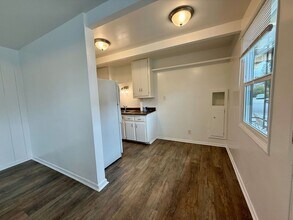 11515 Bradson Pl in Culver City, CA - Building Photo - Building Photo