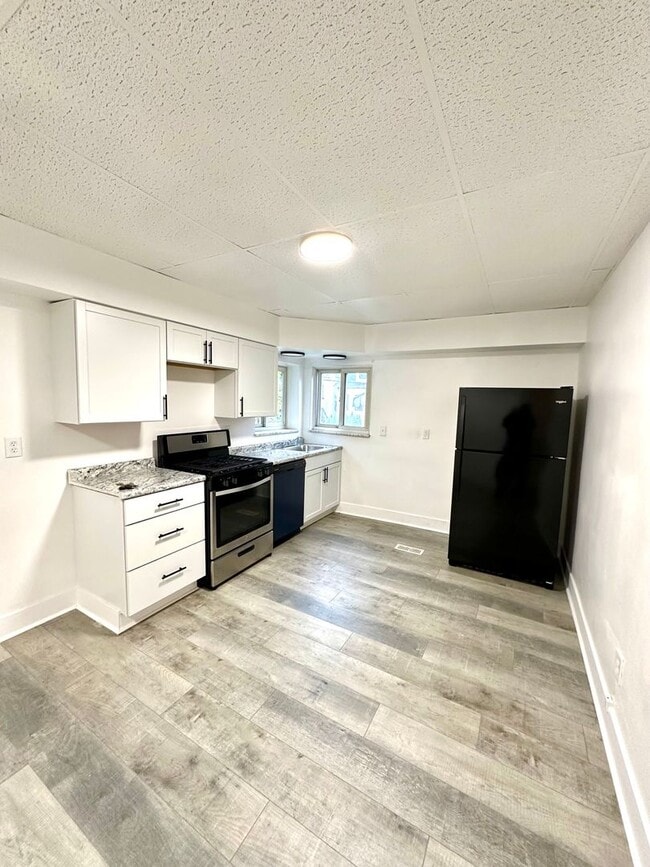 property at 816 N Sheridan Ave