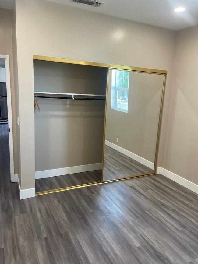 7763 Melrose Ave, Unit 2 in Los Angeles, CA - Building Photo - Building Photo