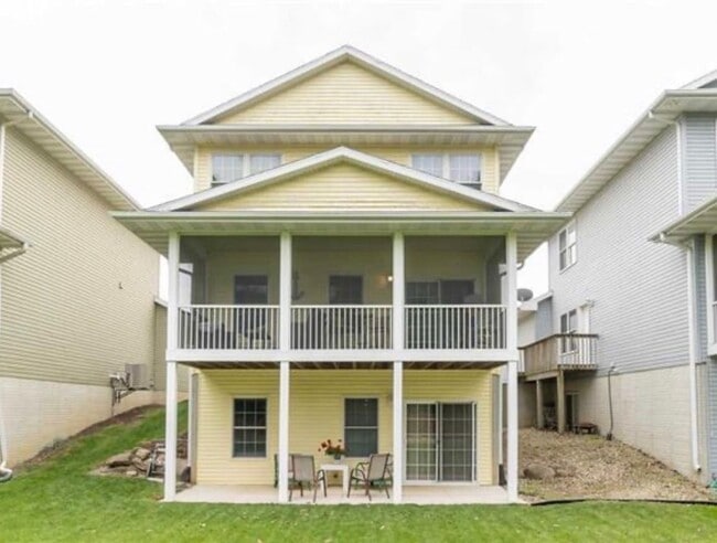 property at 3852 Jay Ln