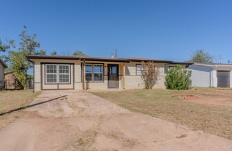 5250 Durango Dr in Abilene, TX - Building Photo - Building Photo