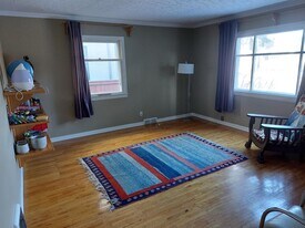 2219 Bowness Rd NW in Calgary, AB - Building Photo