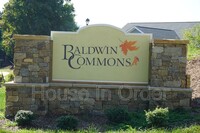 1020 Baldwin Commons Dr in Arden, NC - Foto de edificio - Building Photo