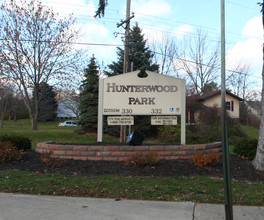 Hunterwood Park Apartments in Lancaster, OH - Building Photo - Building Photo