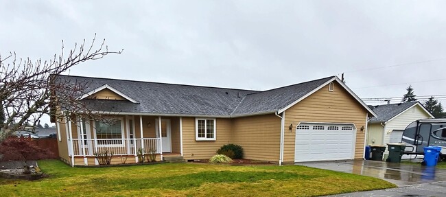 1004 McKinley Ln N in Centralia, WA - Building Photo - Building Photo