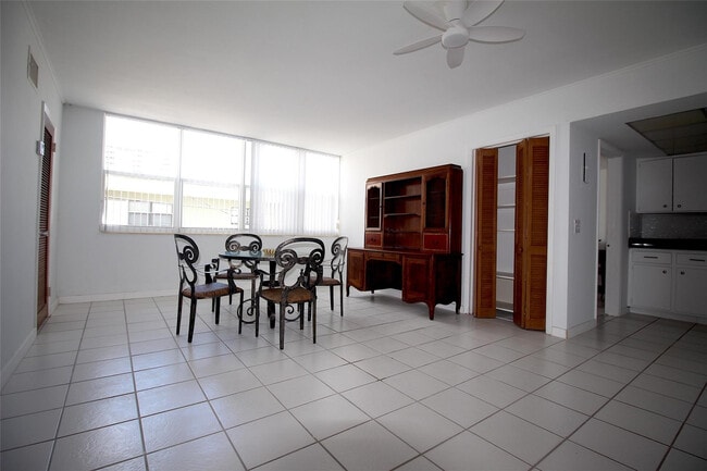 3345 NE 32nd St in Fort Lauderdale, FL - Building Photo - Building Photo