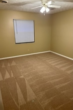 946 Madison Ave in Huntington, WV - Building Photo - Building Photo